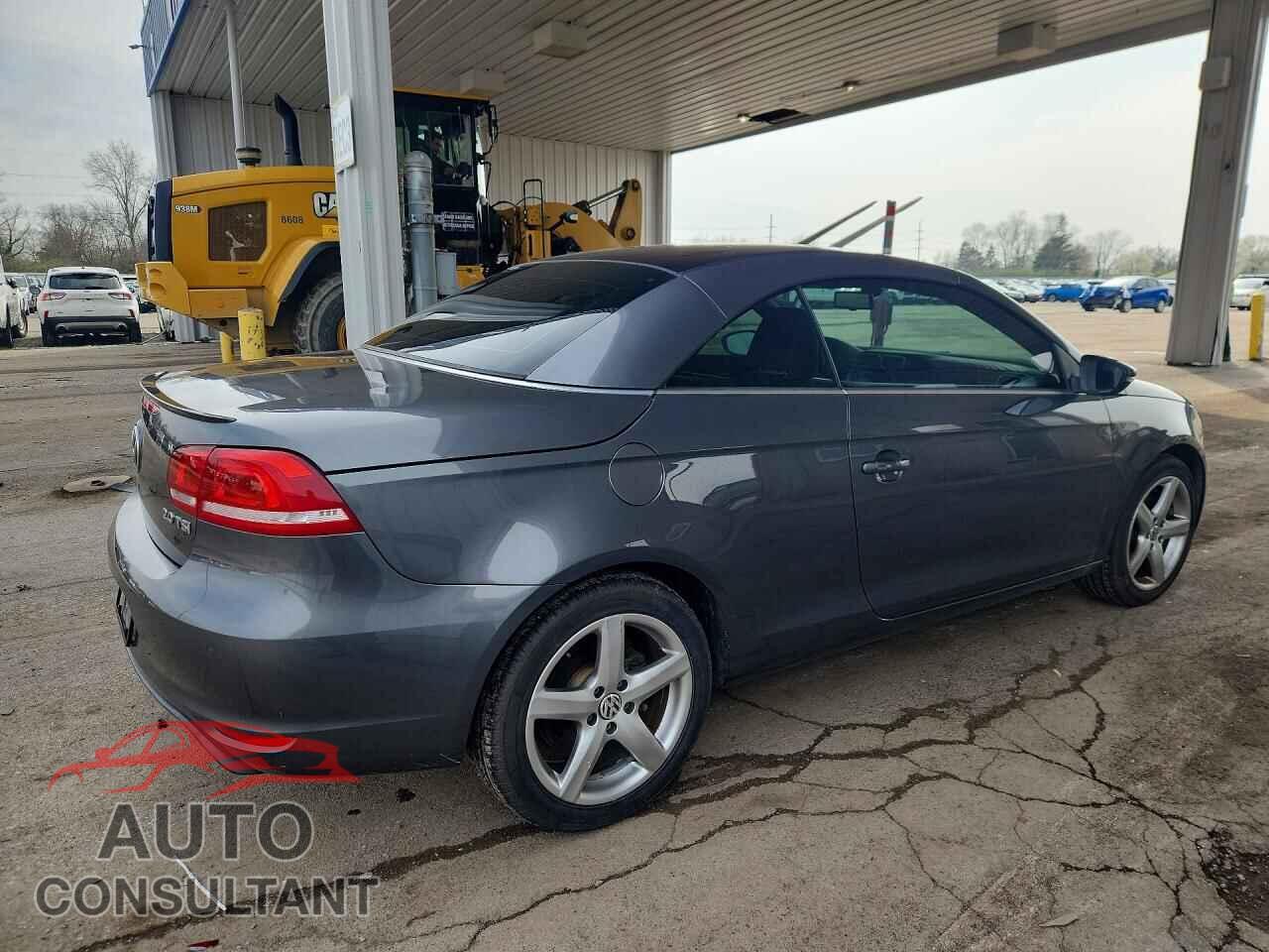 VOLKSWAGEN EOS 2013 - WVWFW8AH0DV003372