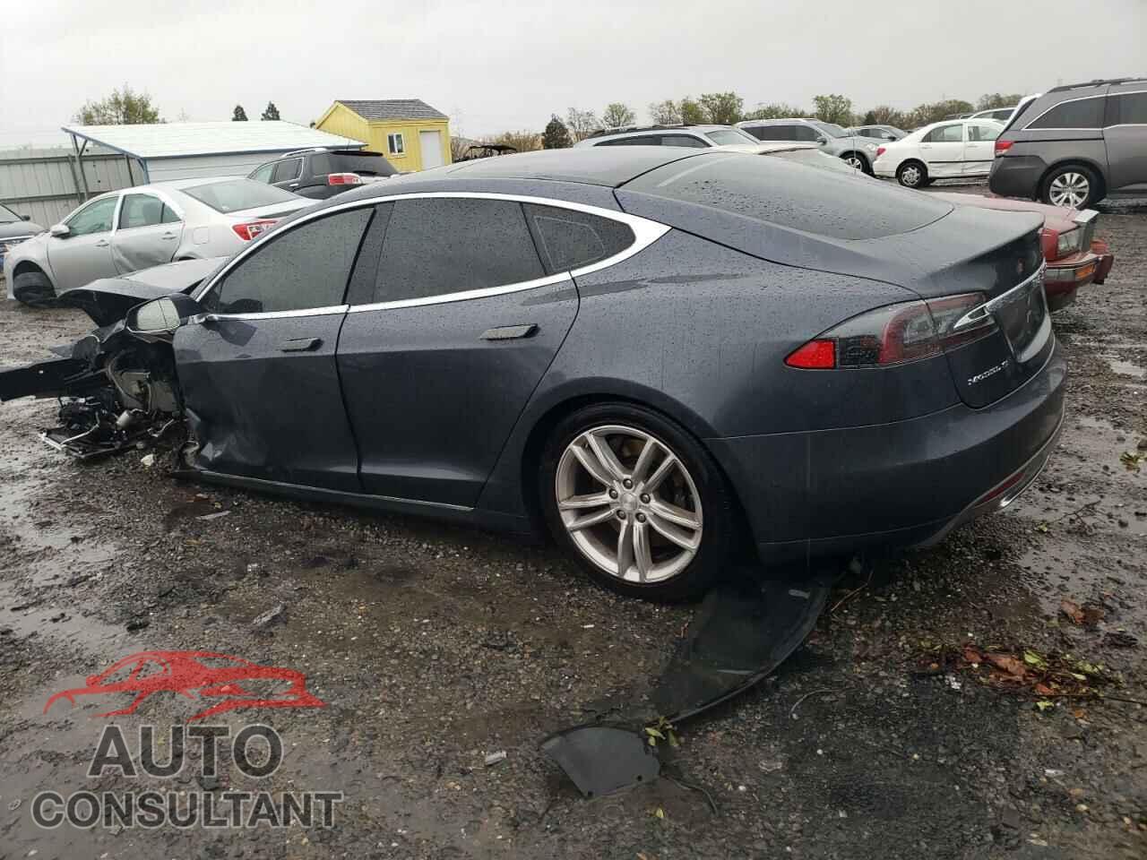 TESLA MODEL S 2015 - 5YJSA1E26FF119736