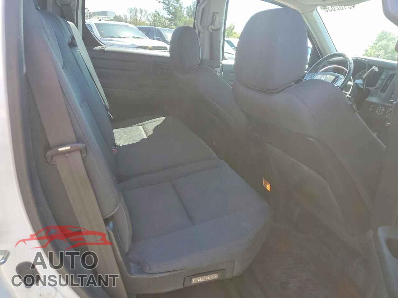 HONDA RIDGELINE 2013 - 5FPYK1F74DB010231