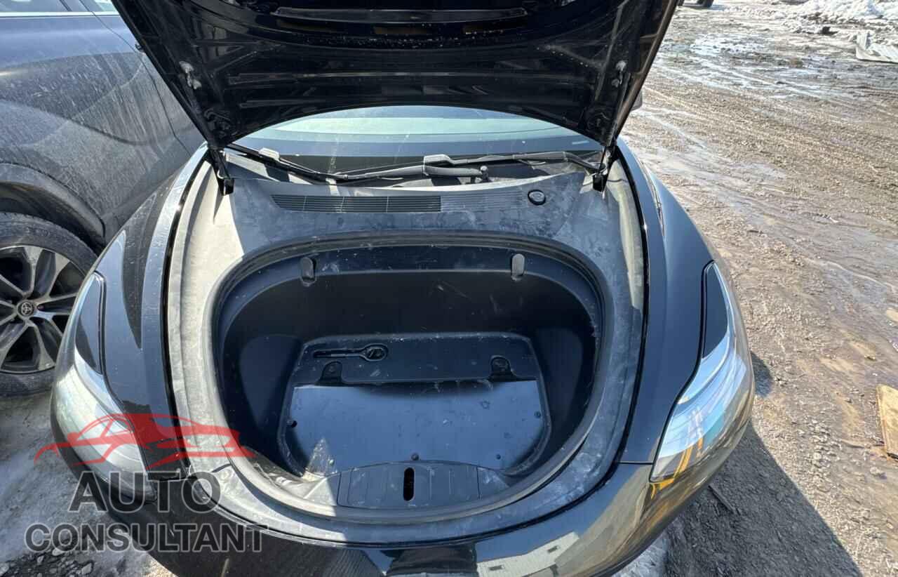 TESLA MODEL 3 2019 - 5YJ3E1EA7KF329353