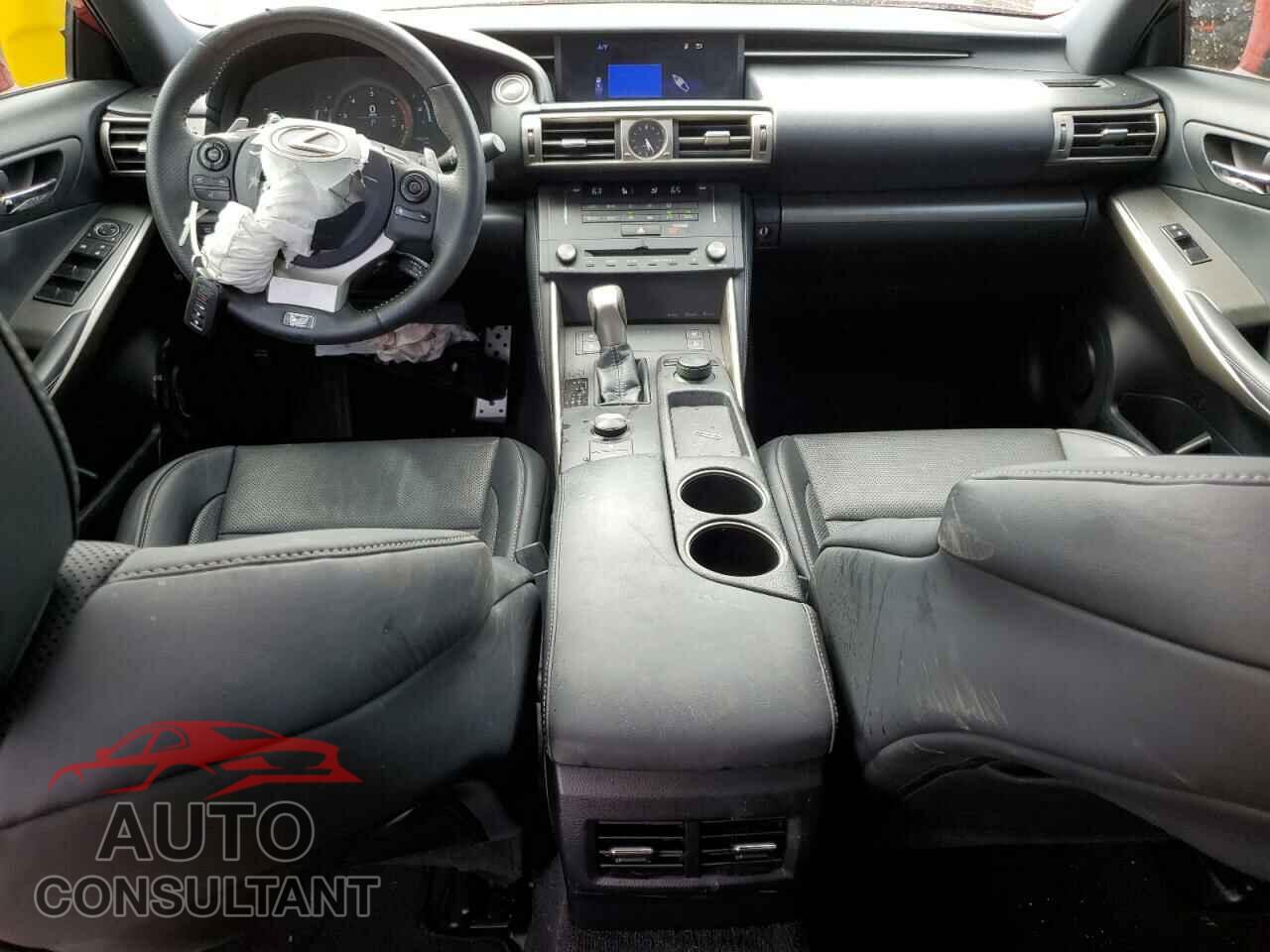 LEXUS IS 2016 - JTHBA1D2XG5002468