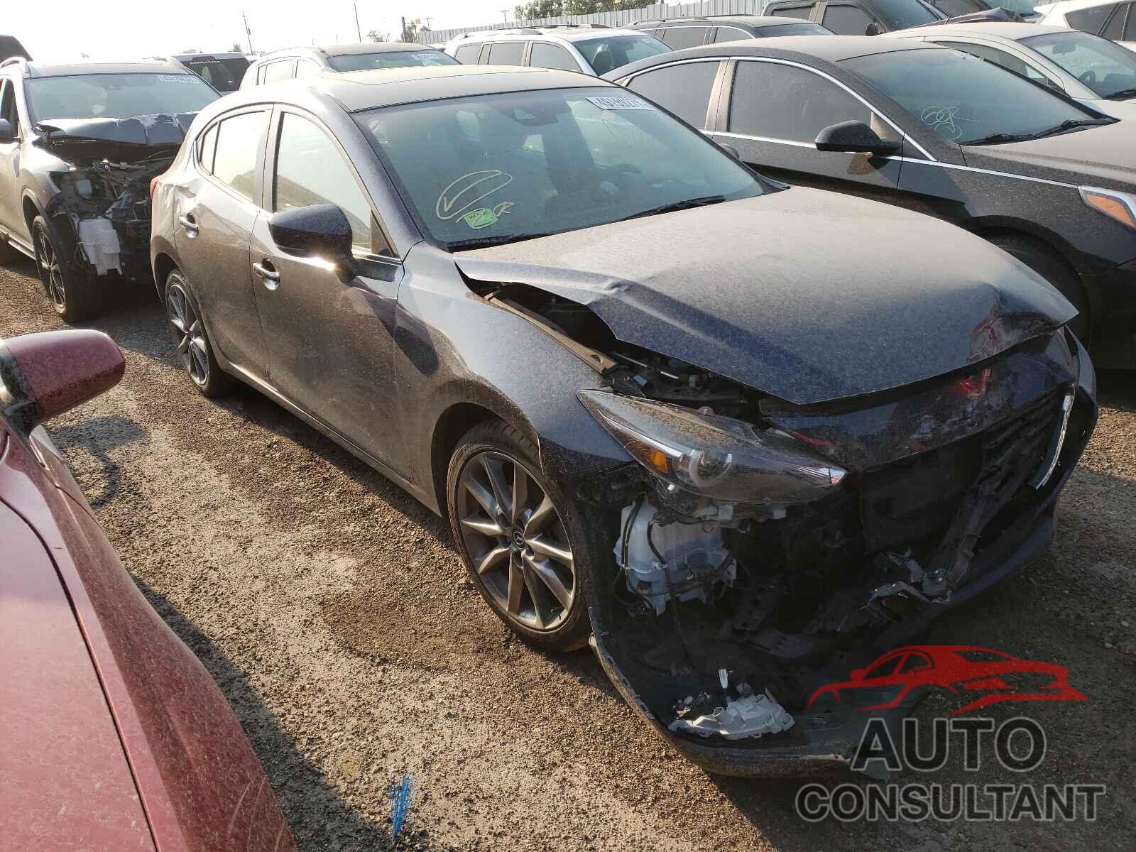 MAZDA 3 2018 - 3MZBN1M30JM189717