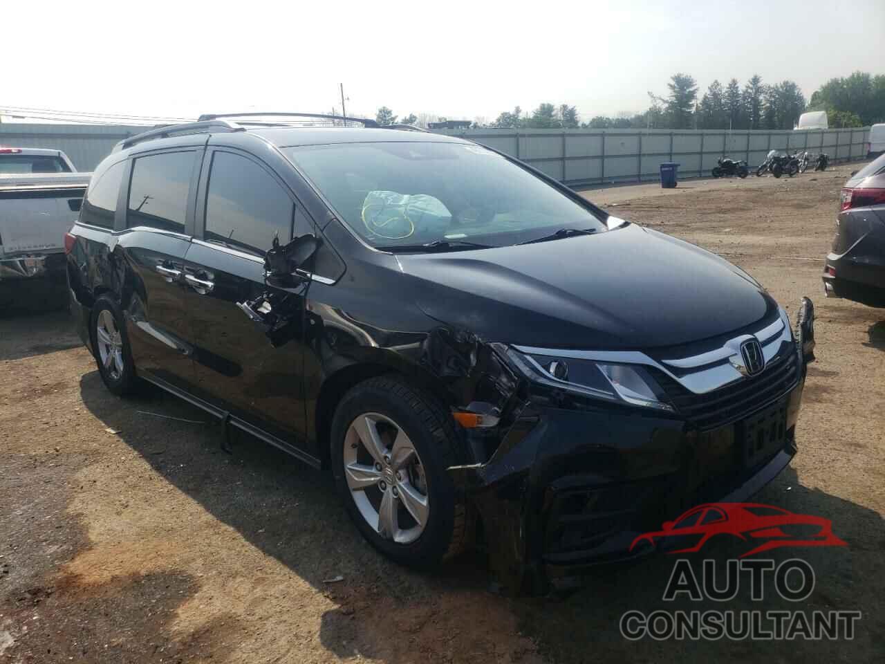 HONDA ODYSSEY 2018 - 5FNRL6H79JB014081