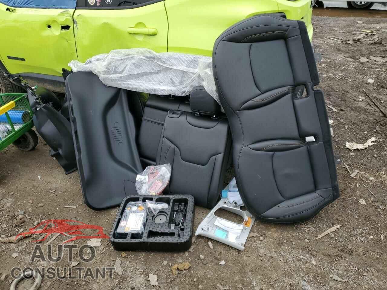 JEEP COMPASS 2020 - 3C4NJDCB2LT149752