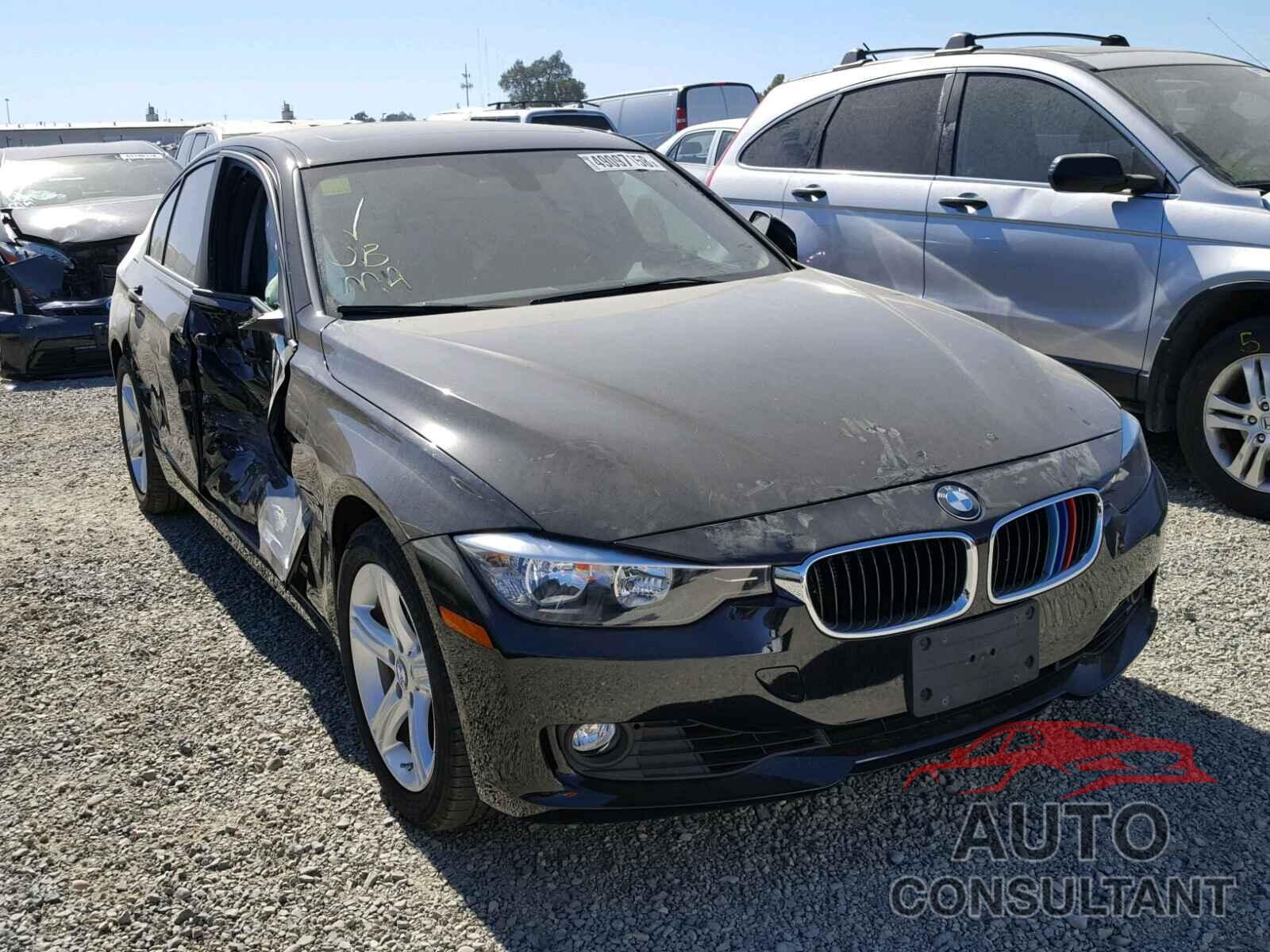 BMW 3 SERIES 2015 - WBA3C1C51FK120126