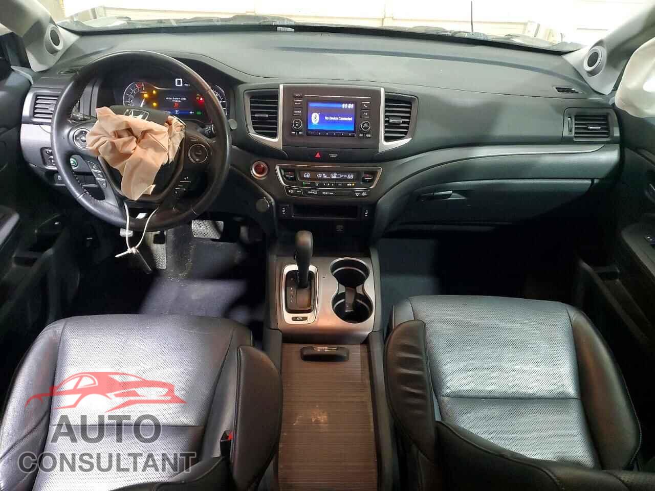 HONDA RIDGELINE 2018 - 5FPYK3F55JB002032