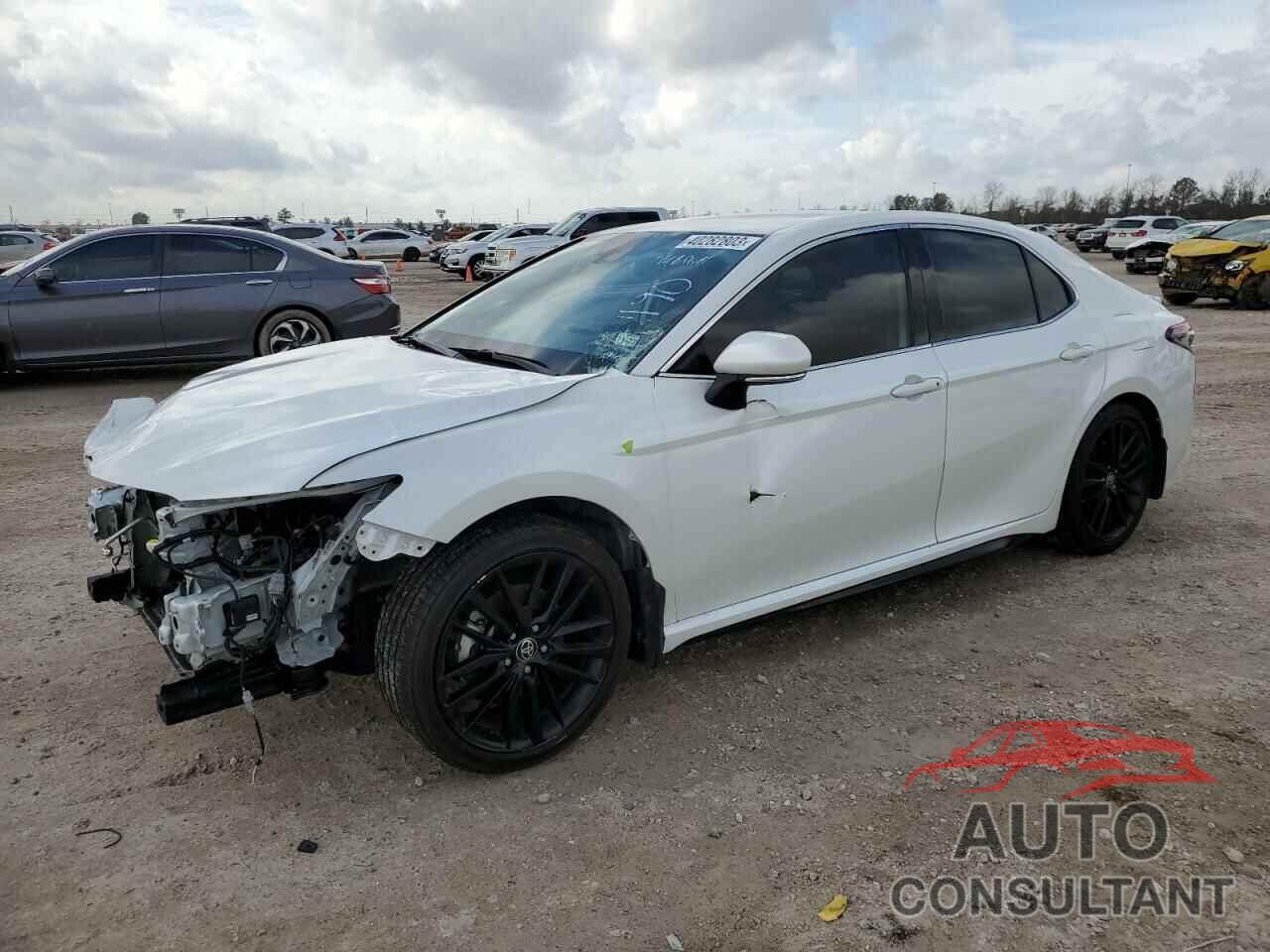 TOYOTA CAMRY 2022 - 4T1K61AK5NU010466
