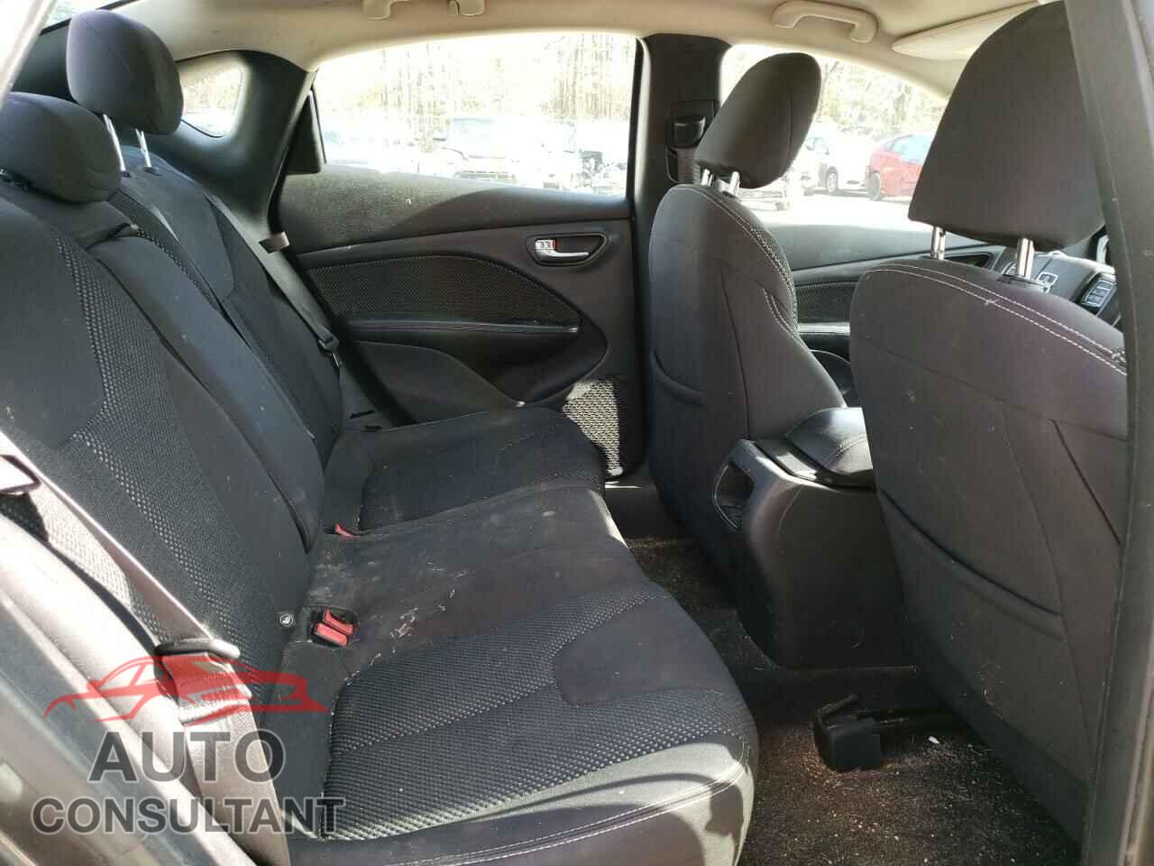 DODGE DART 2015 - 1C3CDFBB5FD222672