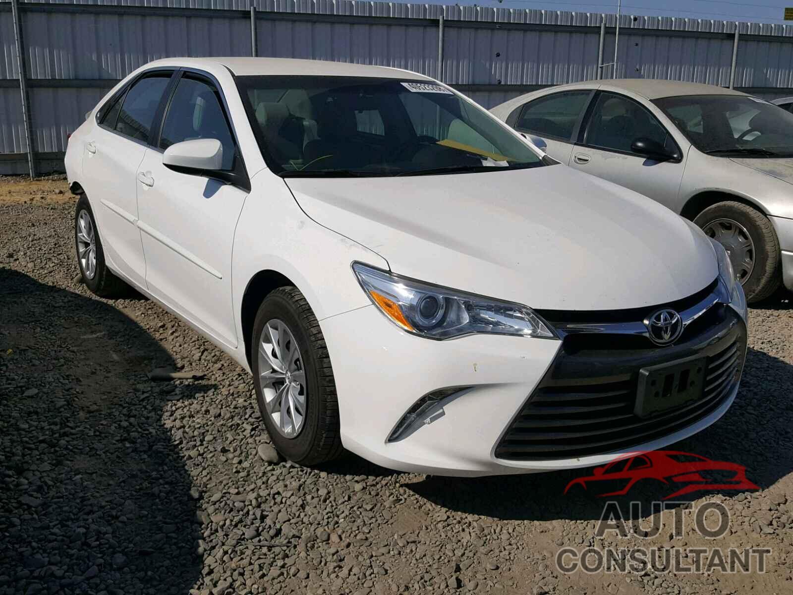 TOYOTA CAMRY 2016 - 4T4BF1FK1GR583480