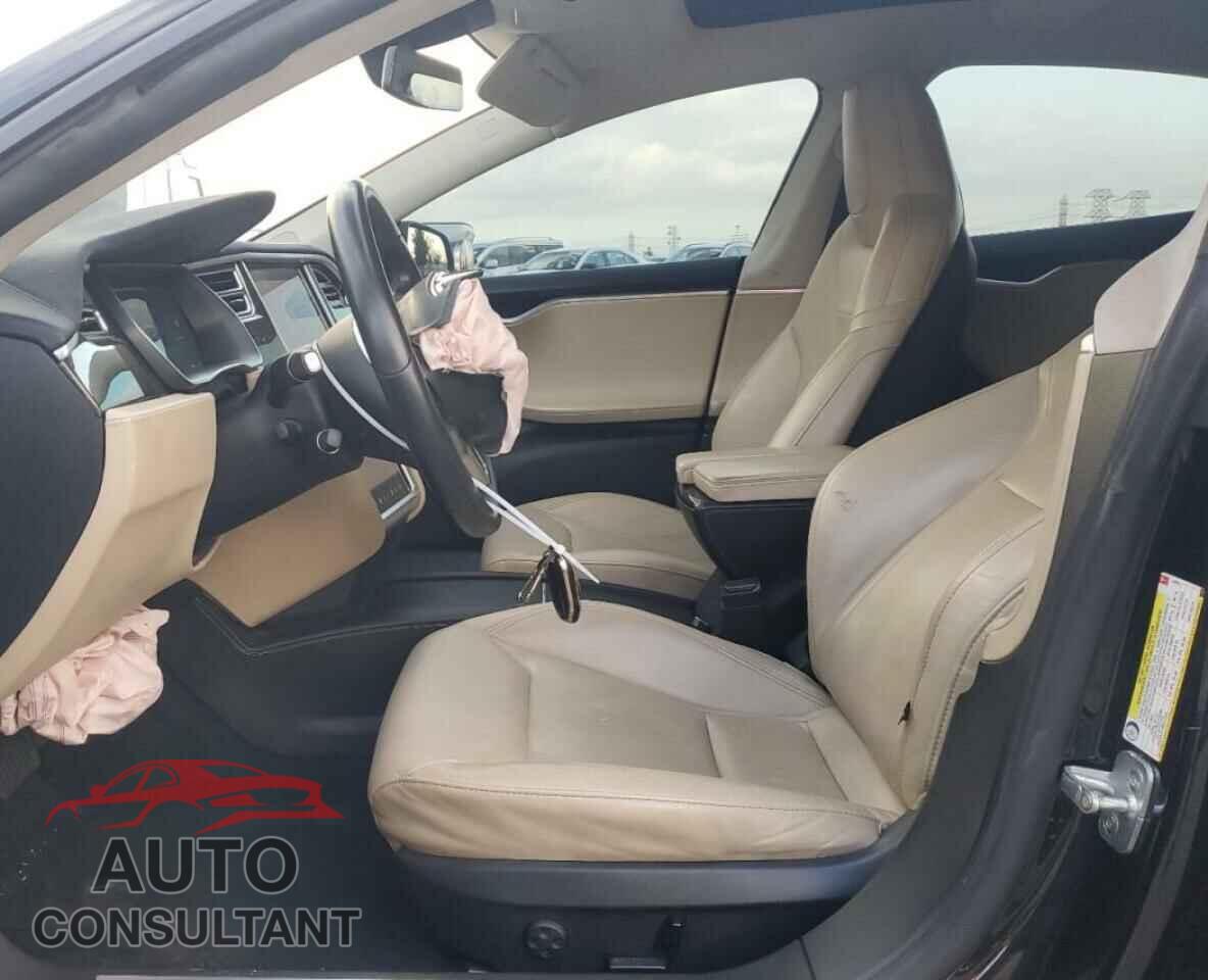 TESLA MODEL S 2016 - 5YJSA1E27GF147918
