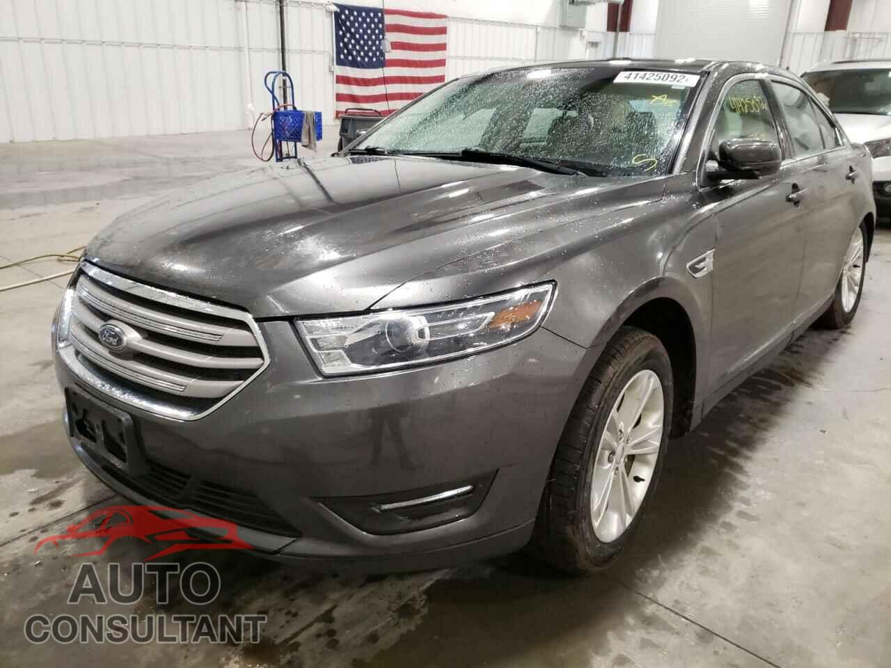 FORD TAURUS 2017 - 1FAHP2H80HG109796