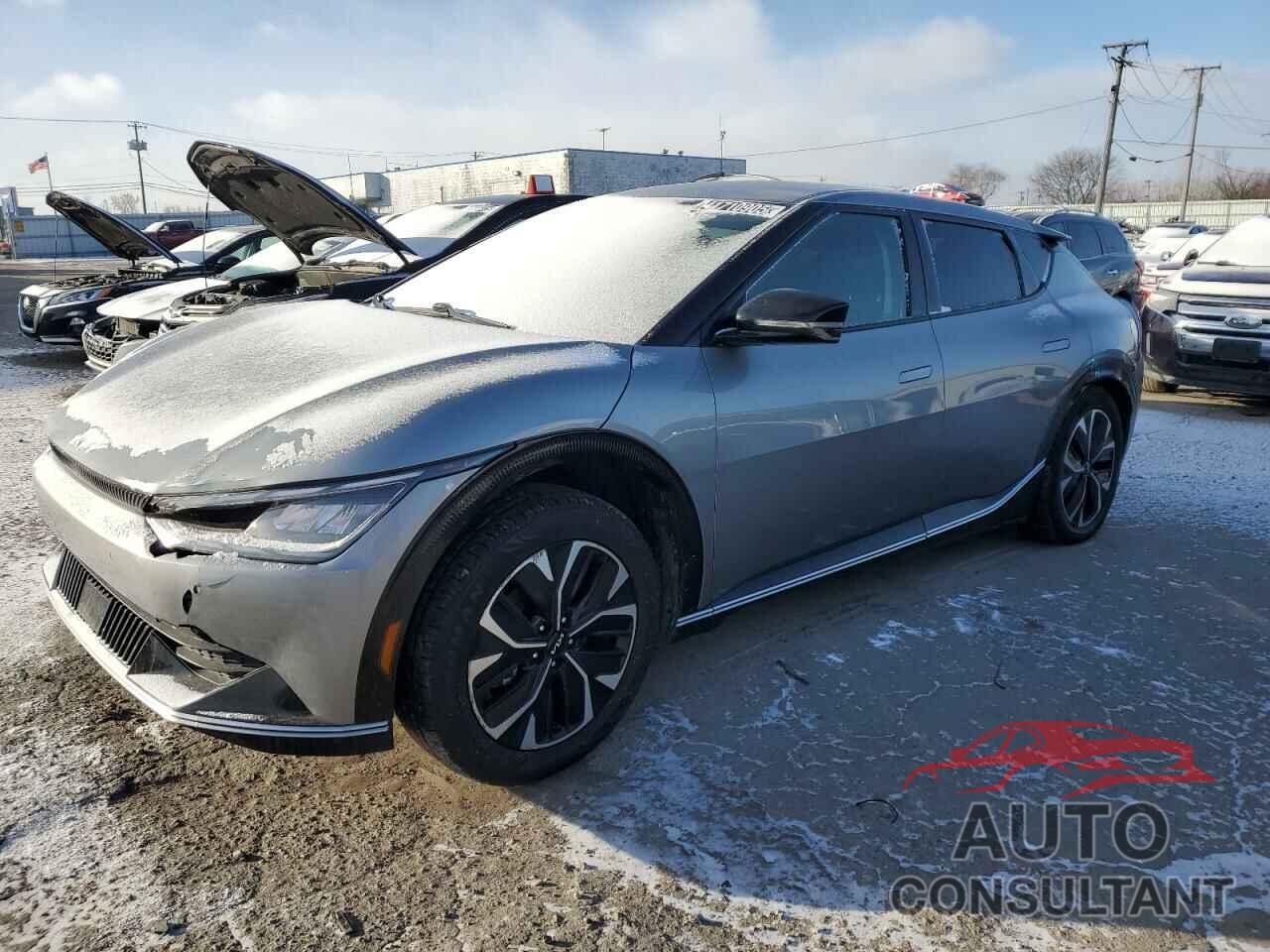 KIA EV6 LIGHT 2023 - KNDC34LA7P5158493