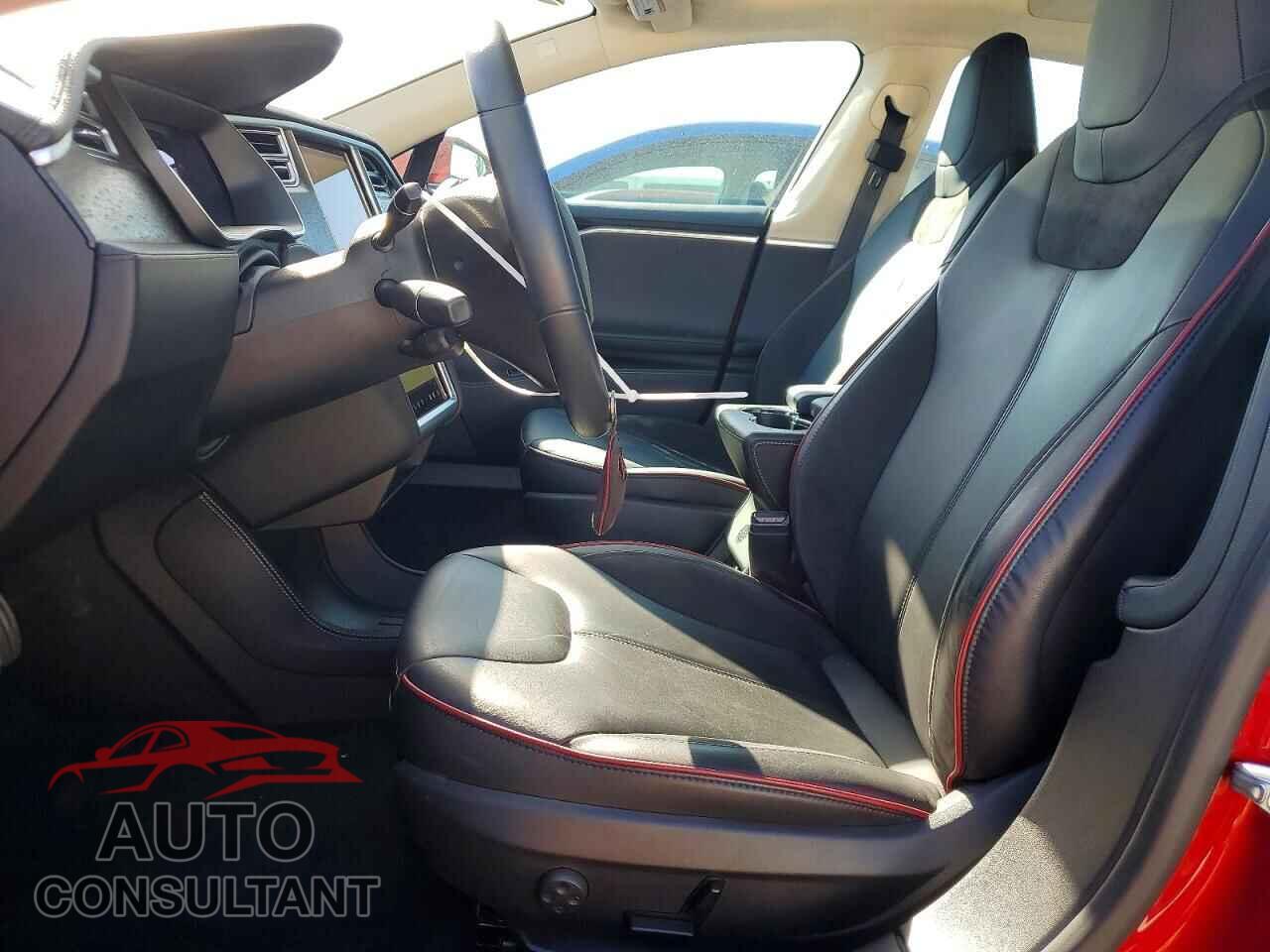 TESLA MODEL S 2014 - 5YJSA1H11EFP39752