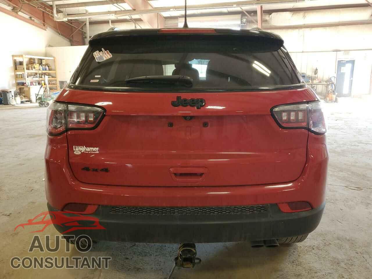 JEEP COMPASS 2018 - 3C4NJDBB2JT313676