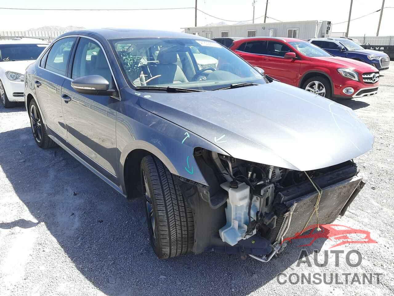 VOLKSWAGEN PASSAT 2017 - 1VWGT7A39HC046845