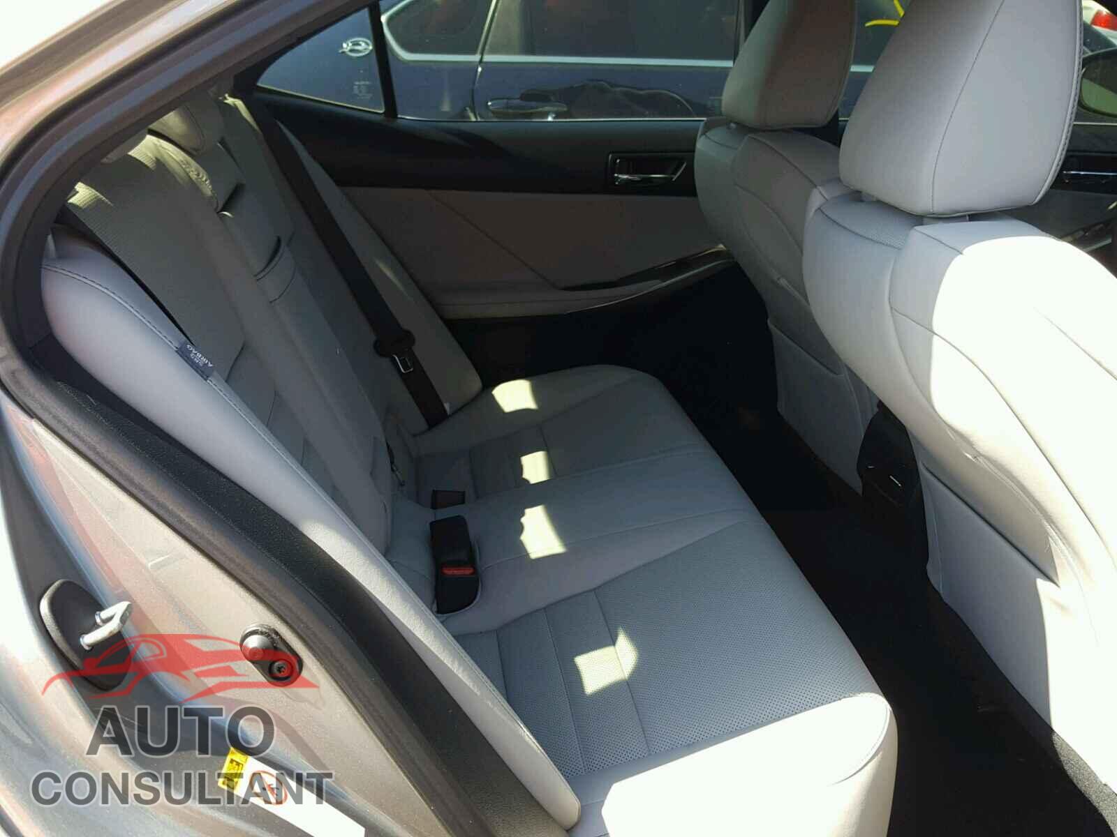 LEXUS IS 250 2015 - JTHBF1D29F5045313