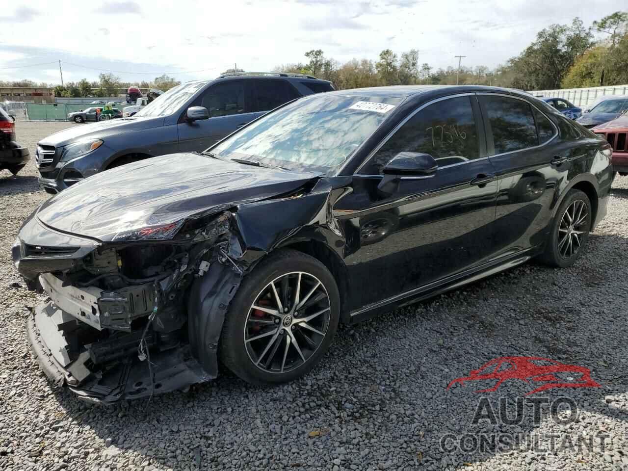 TOYOTA CAMRY 2021 - 4T1G11AK8MU565723