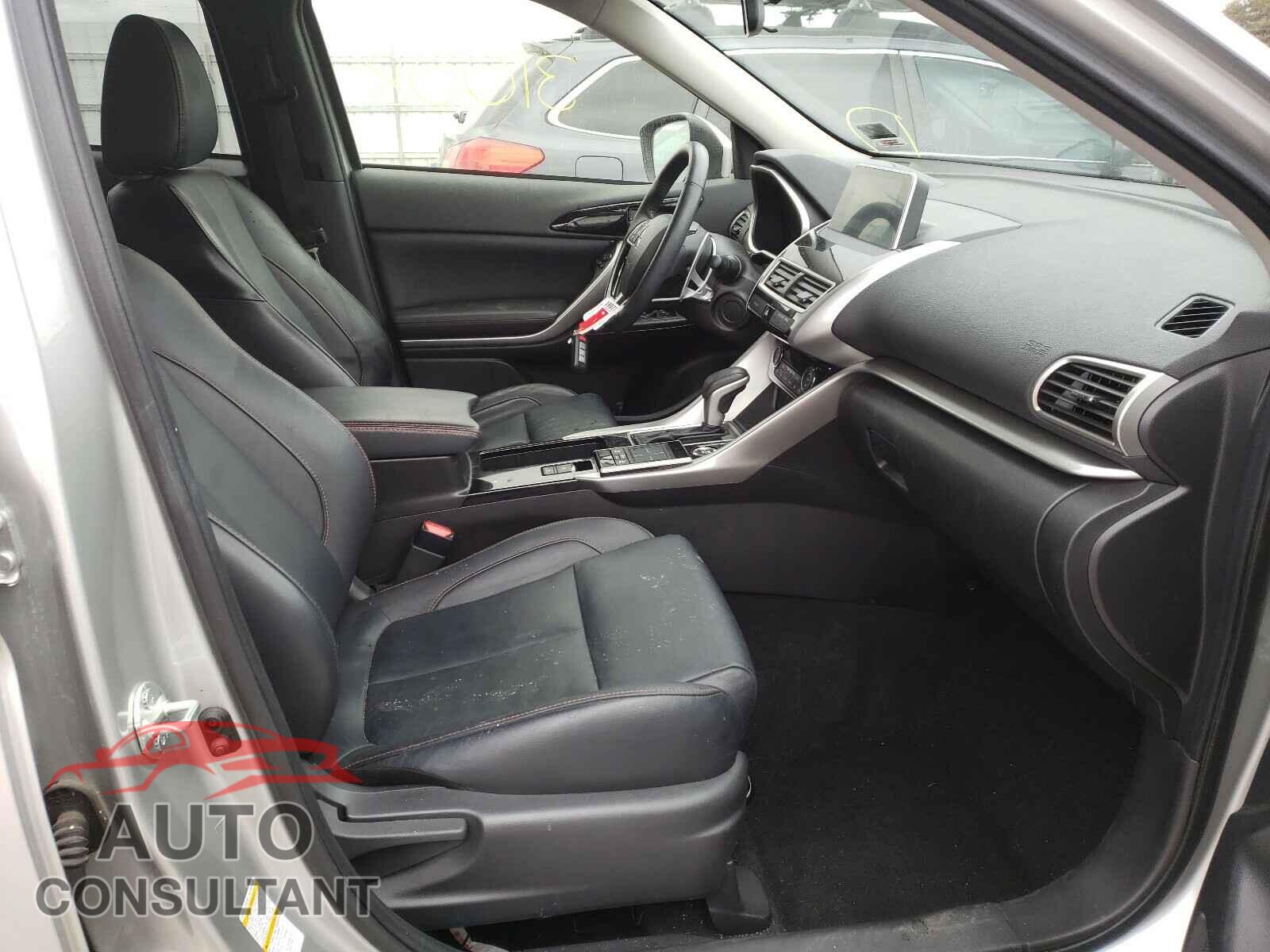 MITSUBISHI ECLIPSE 2019 - JA4AT5AA7KZ021923