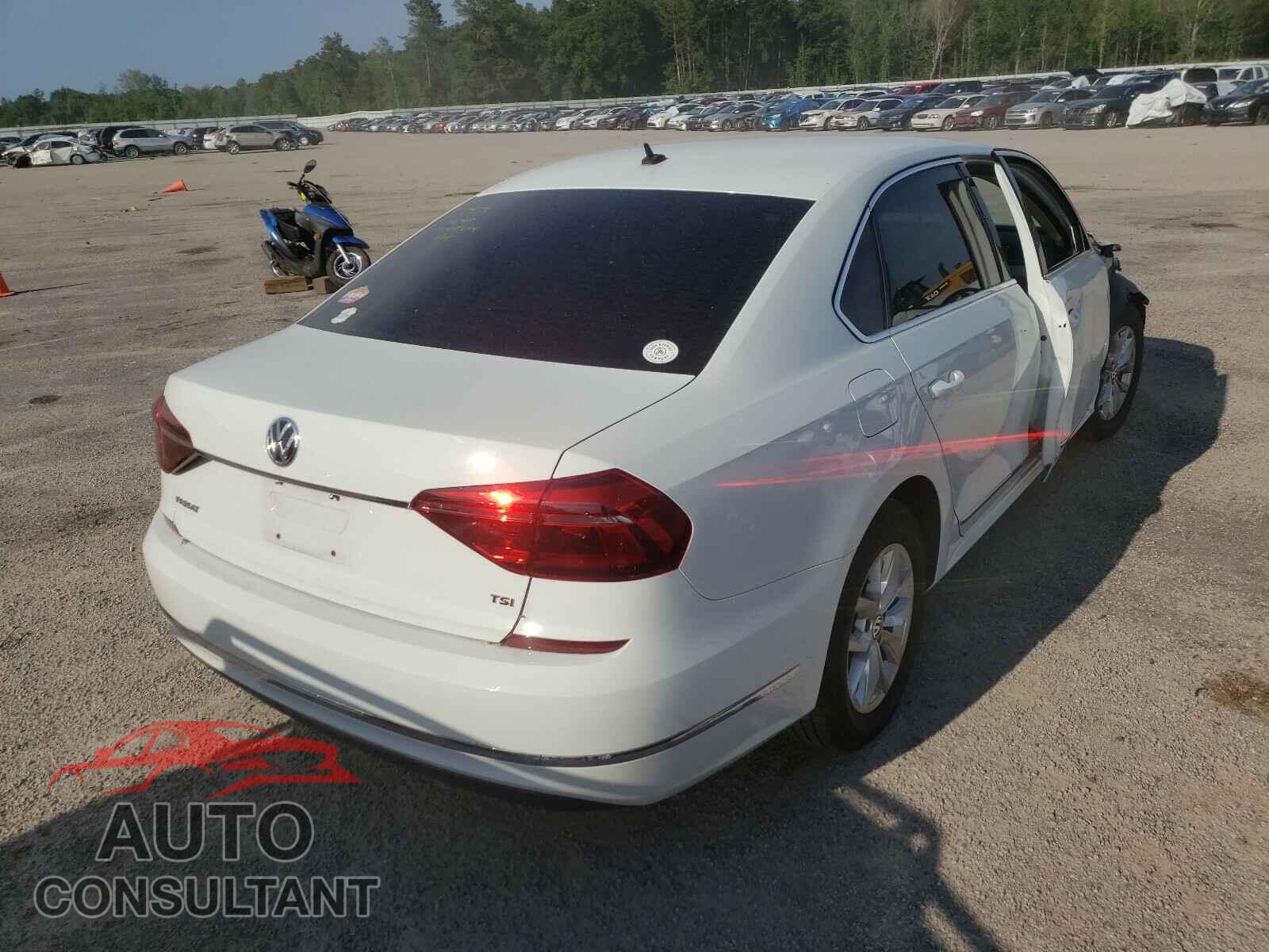 VOLKSWAGEN PASSAT 2017 - 1VWAT7A30HC009690