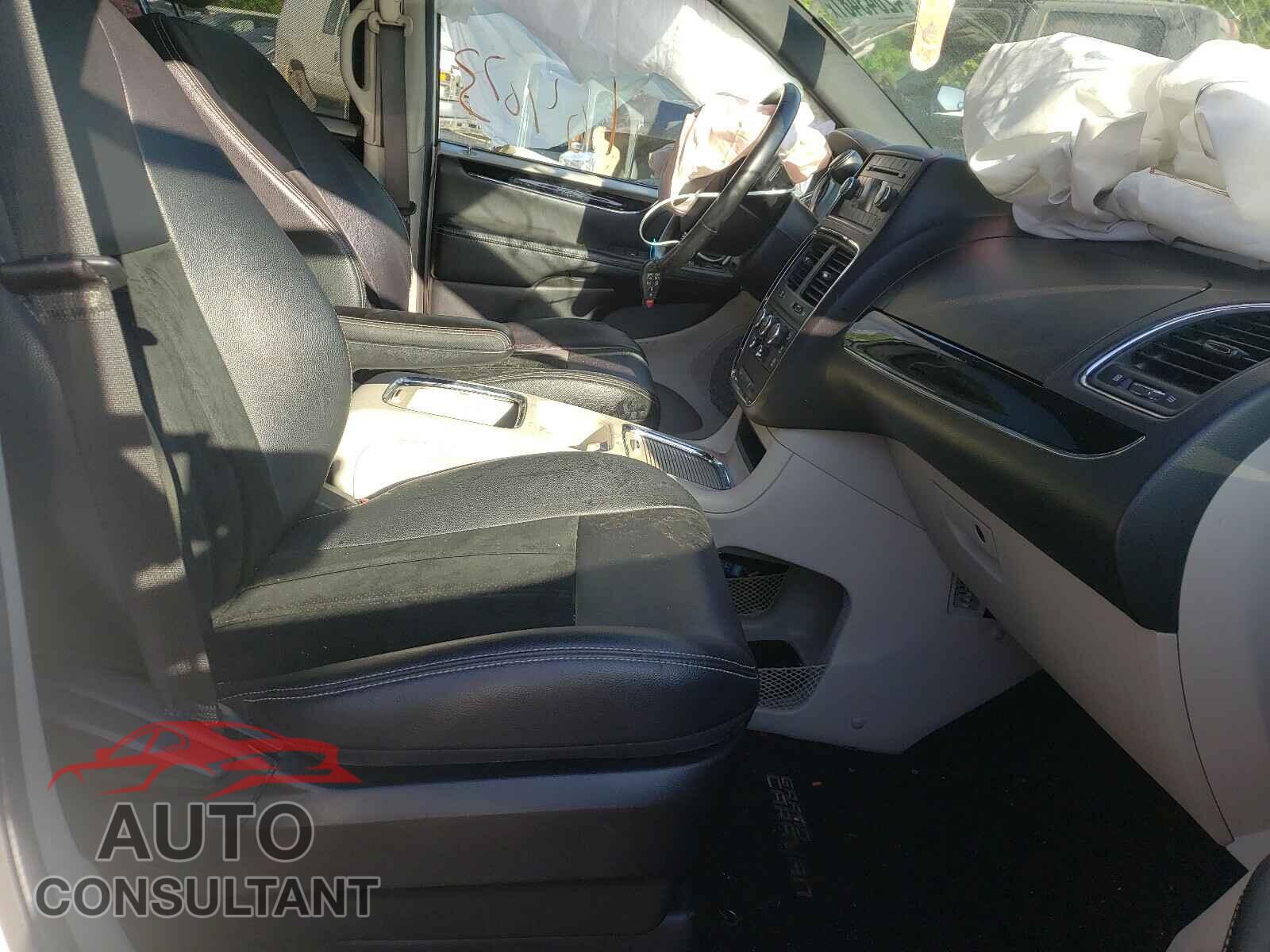 DODGE GRAND CARA 2017 - 2C4RDGCG2HR600176