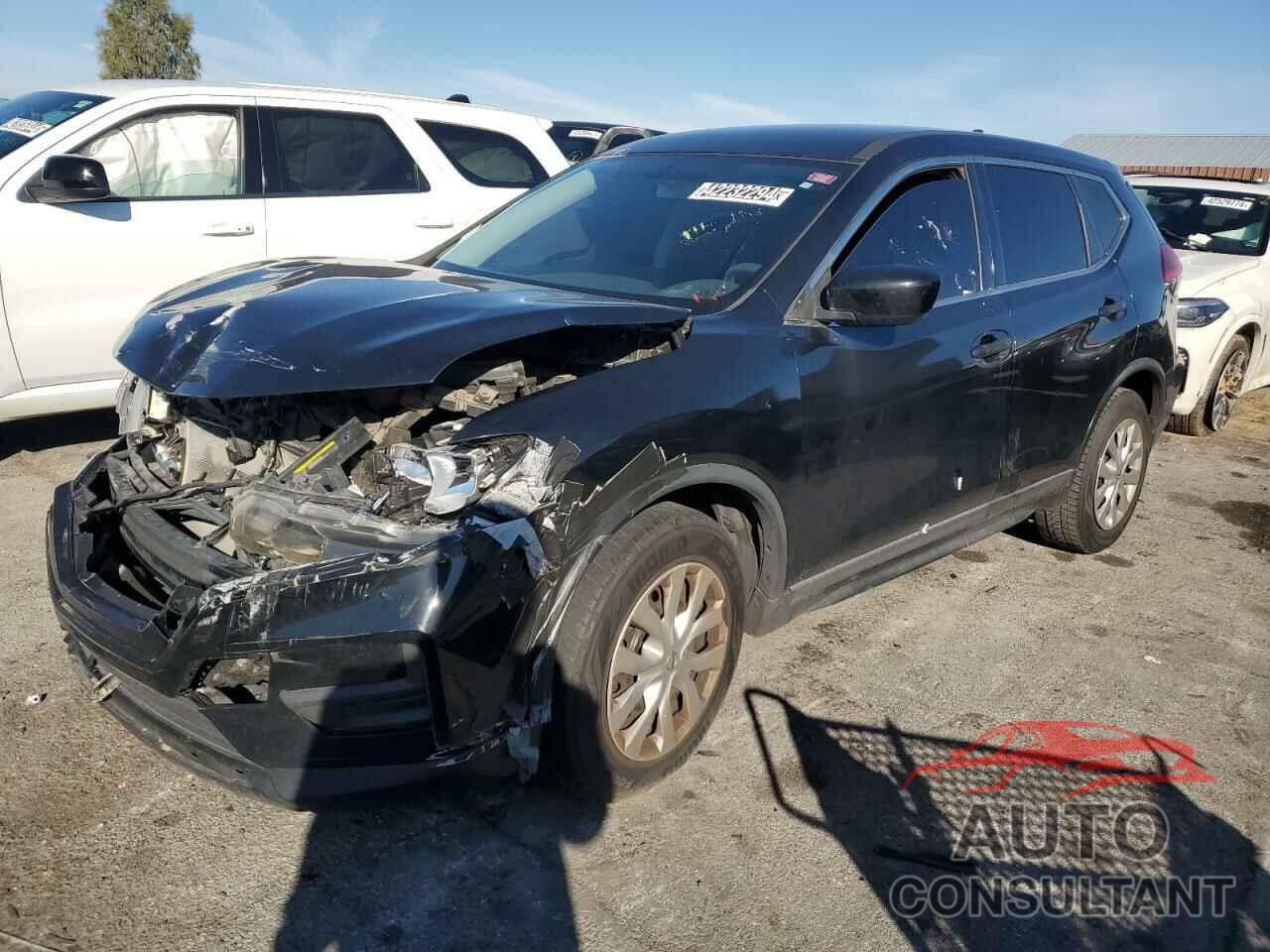 NISSAN ROGUE 2017 - KNMAT2MT1HP525289