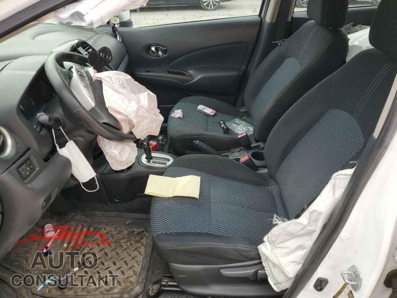 NISSAN VERSA 2016 - 3N1CE2CP4GL359936