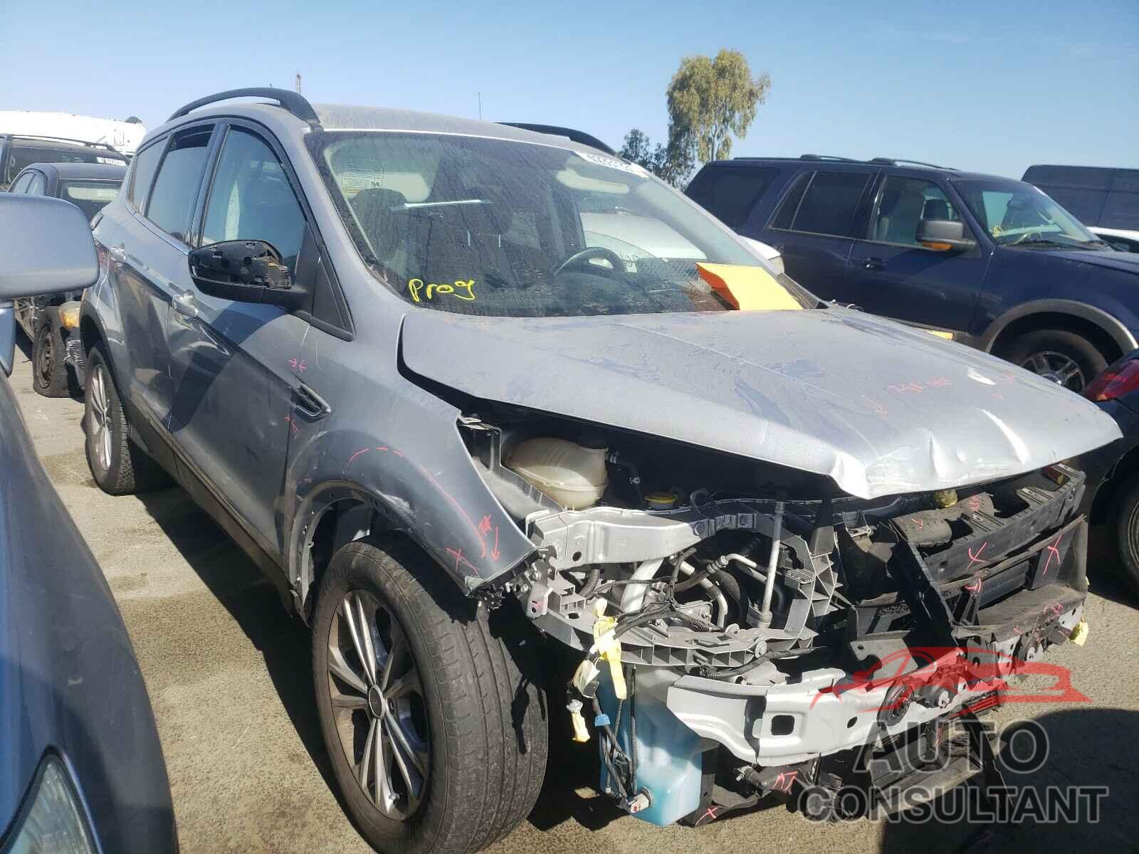 FORD ESCAPE 2018 - 1FMCU0GD3JUC61669