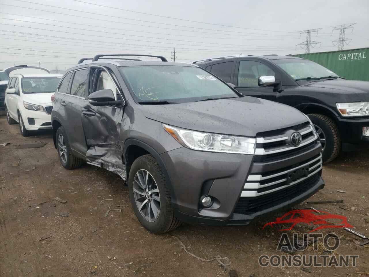 TOYOTA HIGHLANDER 2018 - 5TDJZRFH5JS802683