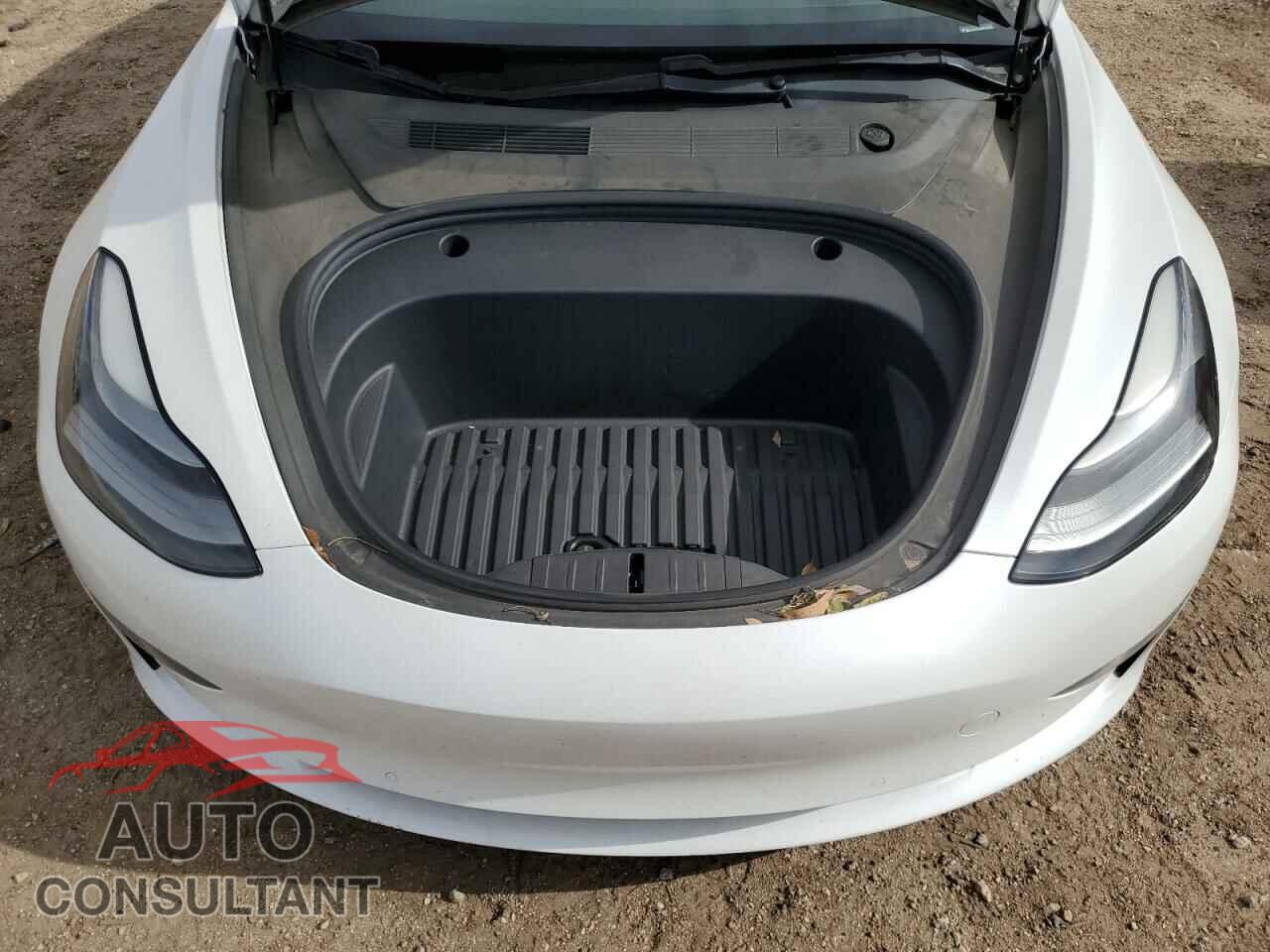 TESLA MODEL 3 2021 - 5YJ3E1EA8MF045989