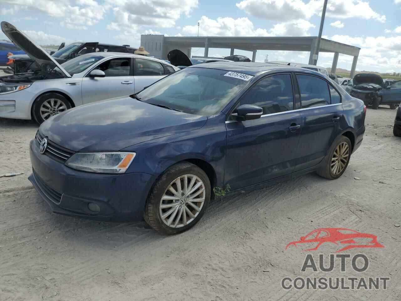 VOLKSWAGEN JETTA 2011 - 3VWLX7AJ5BM324809