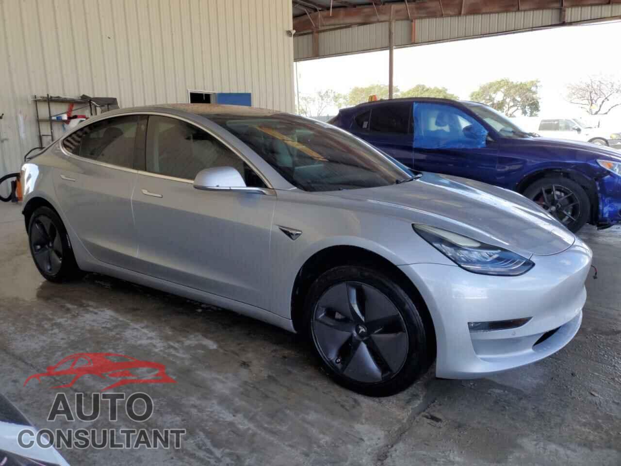 TESLA MODEL 3 2018 - 5YJ3E1EA9JF022006