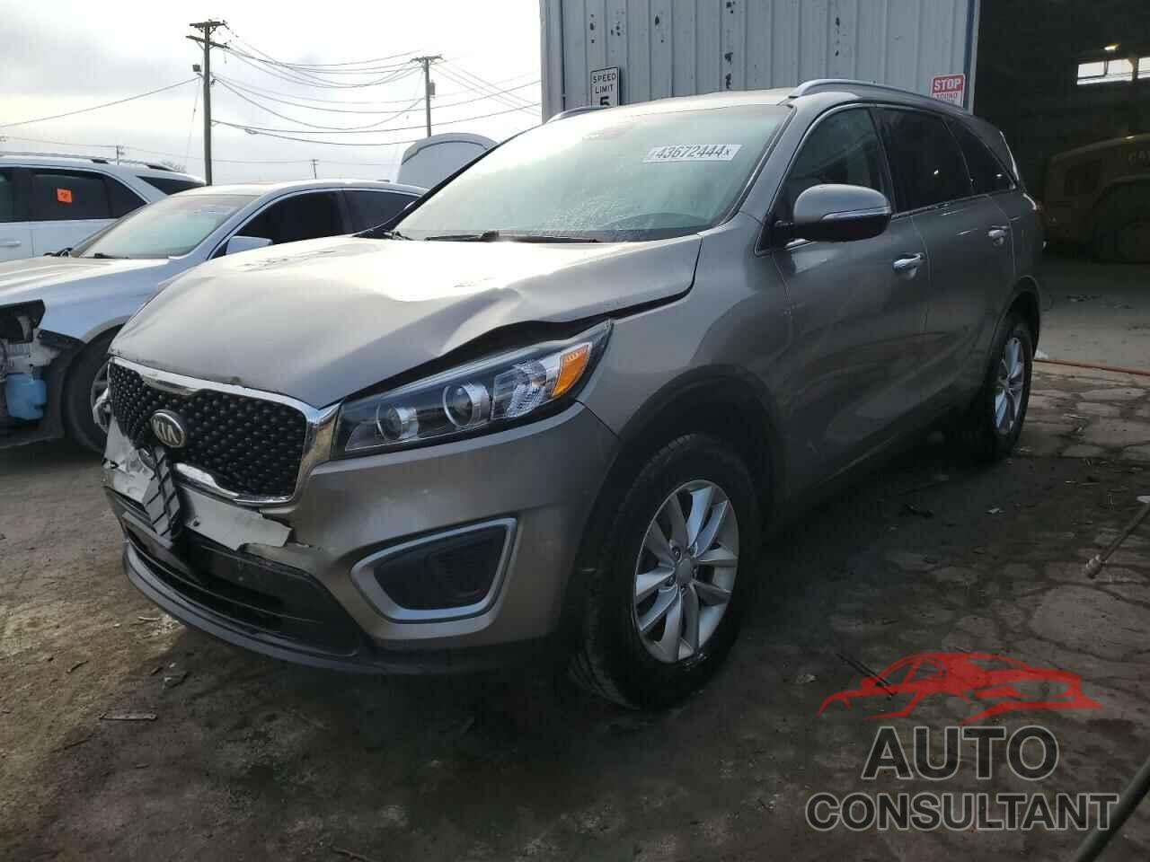 KIA SORENTO 2017 - 5XYPG4A30HG246126
