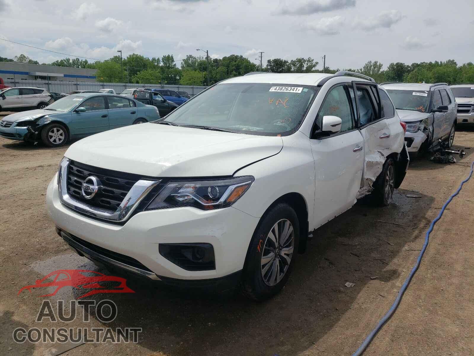 NISSAN PATHFINDER 2017 - 5N1DR2MM3HC908979