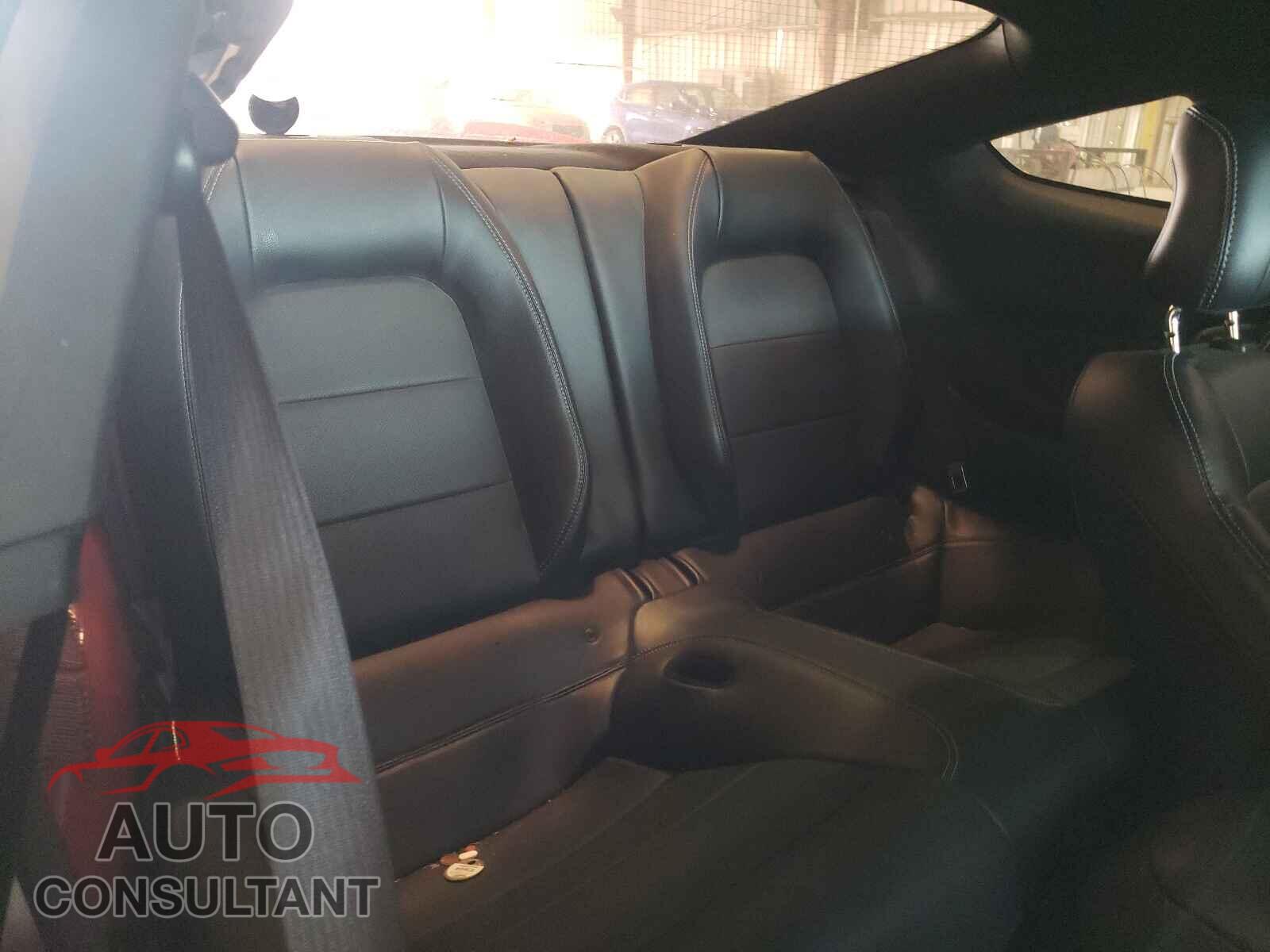 FORD MUSTANG 2017 - 1FA6P8CF0H5265221