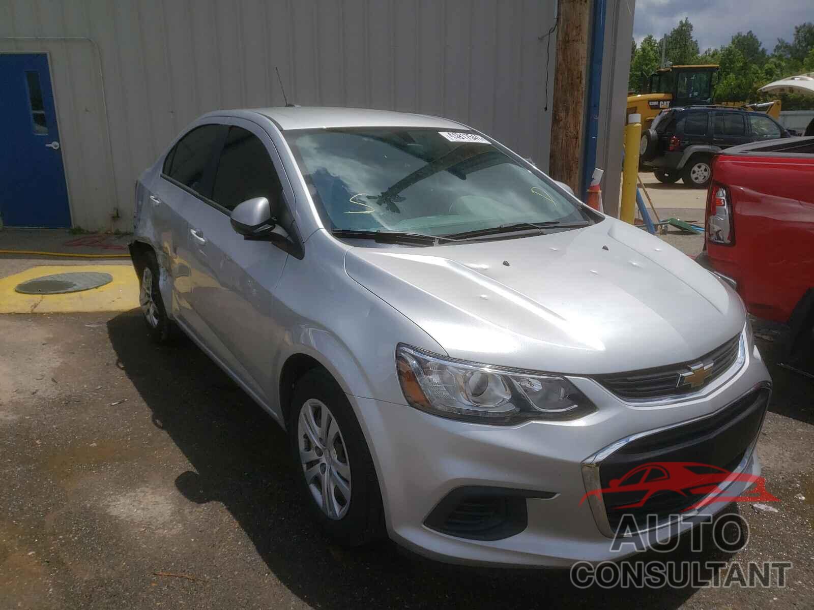CHEVROLET SONIC 2017 - 1G1JB5SH4H4110223