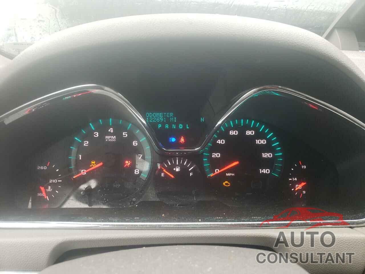 CHEVROLET TRAVERSE 2017 - 1GNKRHKD2HJ332127