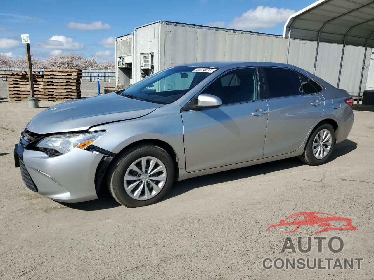 TOYOTA CAMRY 2016 - 4T4BF1FK5GR583675