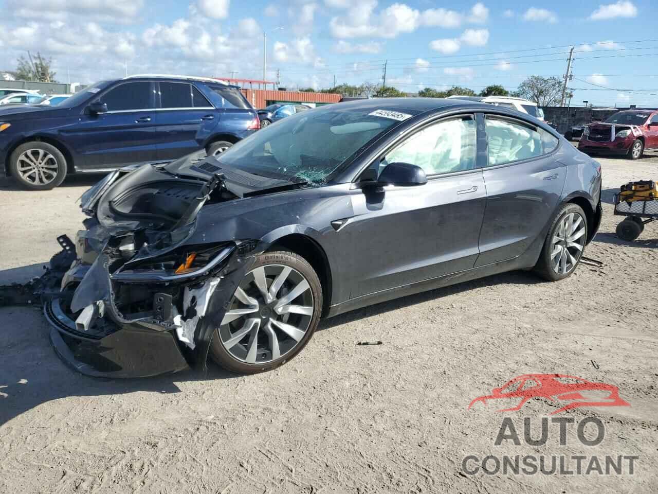 TESLA MODEL 3 2024 - 5YJ3E1EA2RF752321