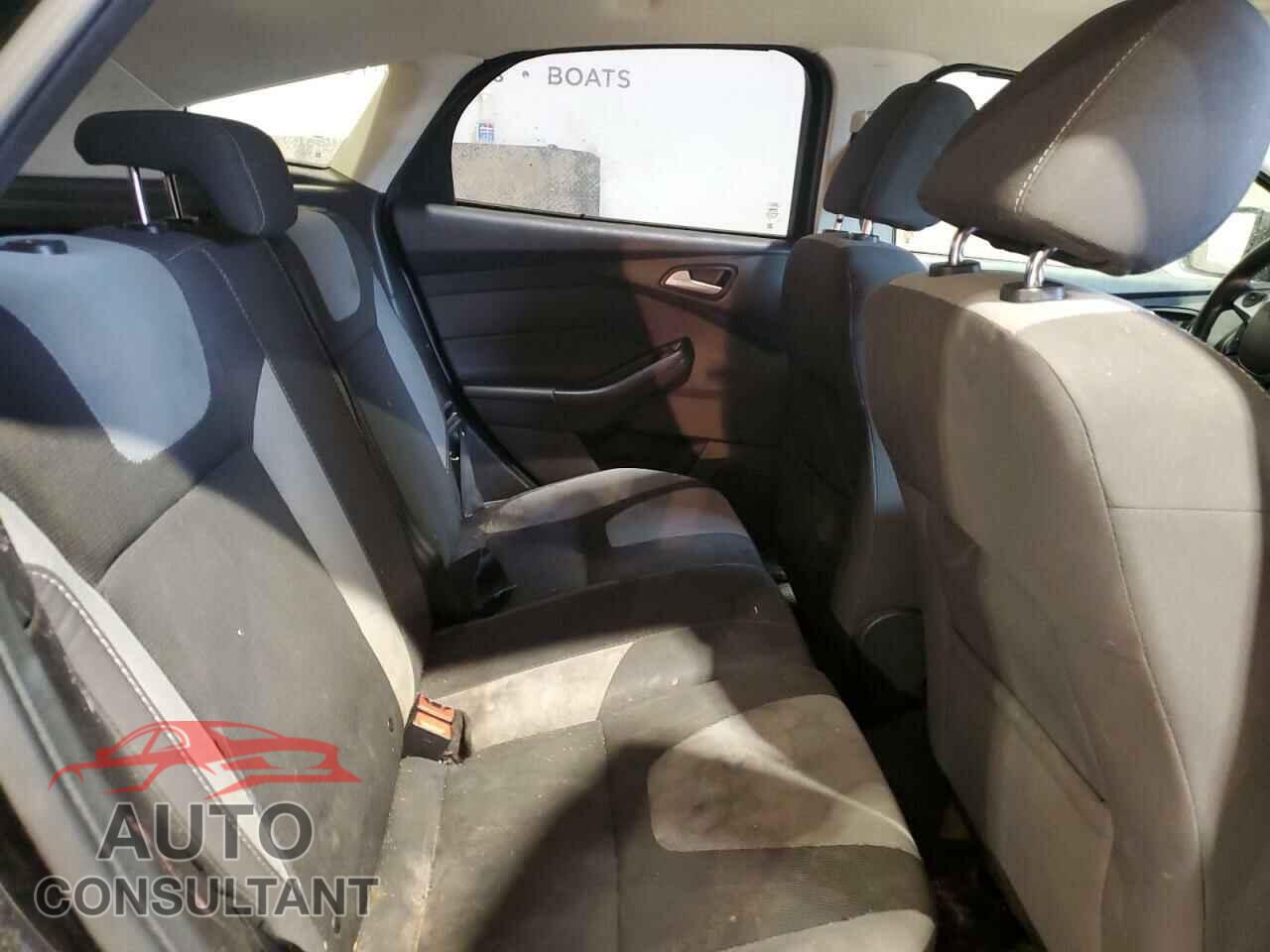FORD FOCUS 2014 - 1FADP3K28EL207485