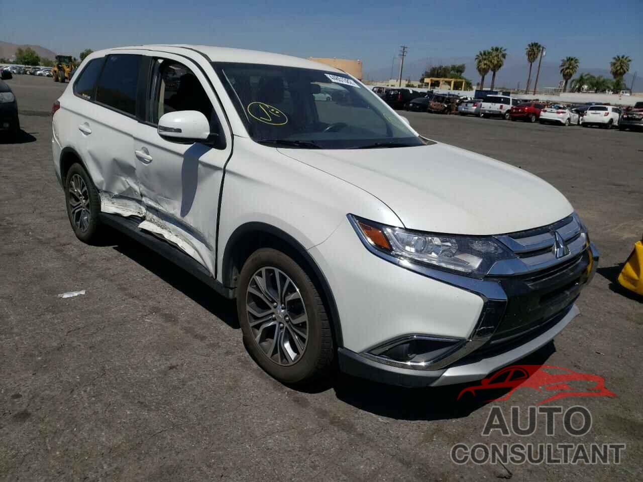 MITSUBISHI OUTLANDER 2018 - JA4AD3A32JZ039909