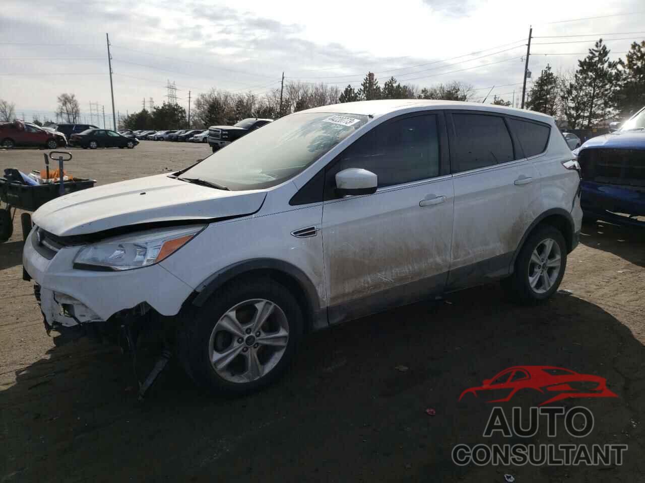 FORD ESCAPE 2015 - 1FMCU0GX4FUC28388