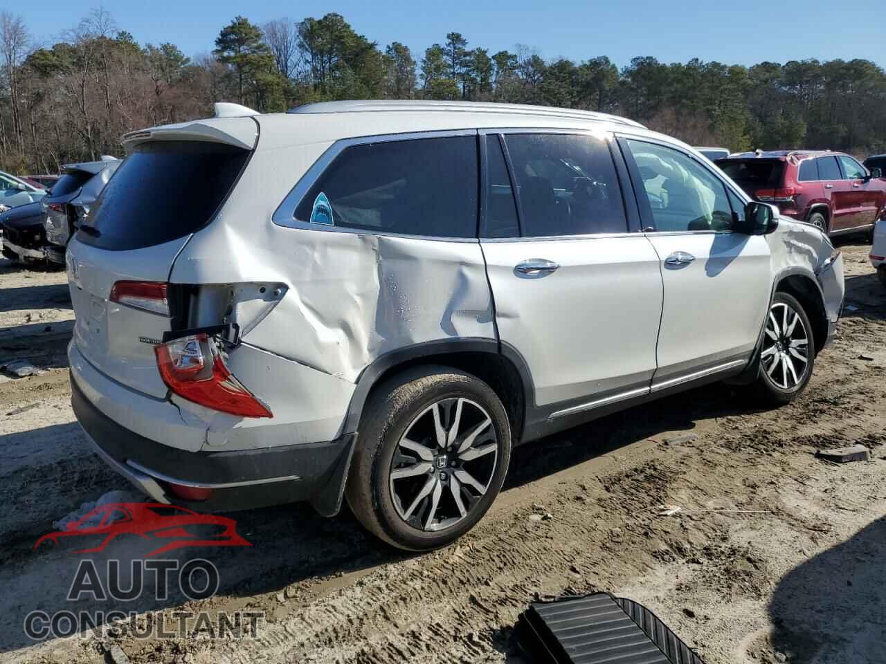 HONDA PILOT 2020 - 5FNYF5H64LB008020