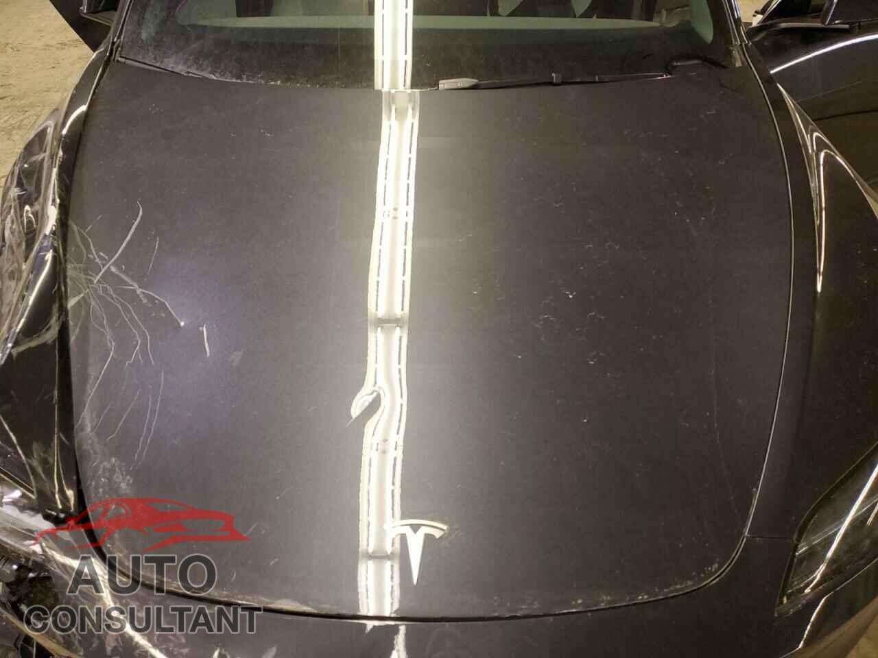 TESLA MODEL 3 2024 - 5YJ3E1EA2RF860728