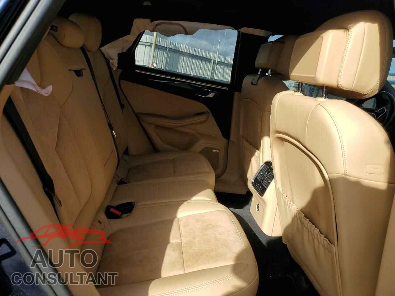 PORSCHE MACAN 2017 - WP1AA2A55HLB06749