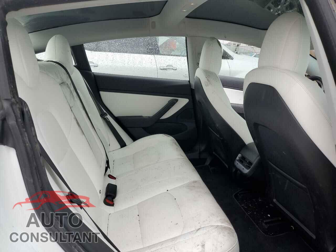 TESLA MODEL 3 2018 - 5YJ3E1EB7JF081628