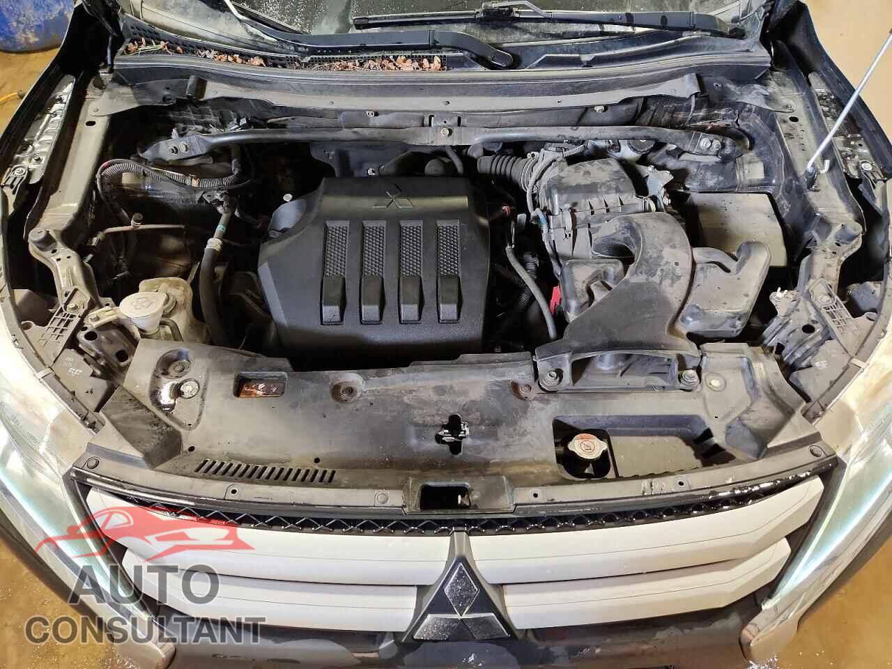 MITSUBISHI ECLIPSE 2018 - JA4AT3AA3JZ041685