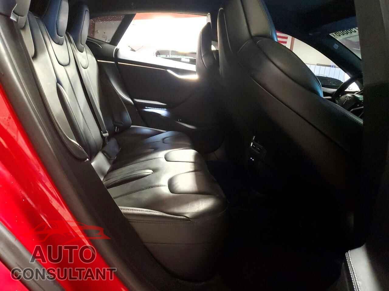 TESLA MODEL S 2017 - 5YJSA1E27HF192309