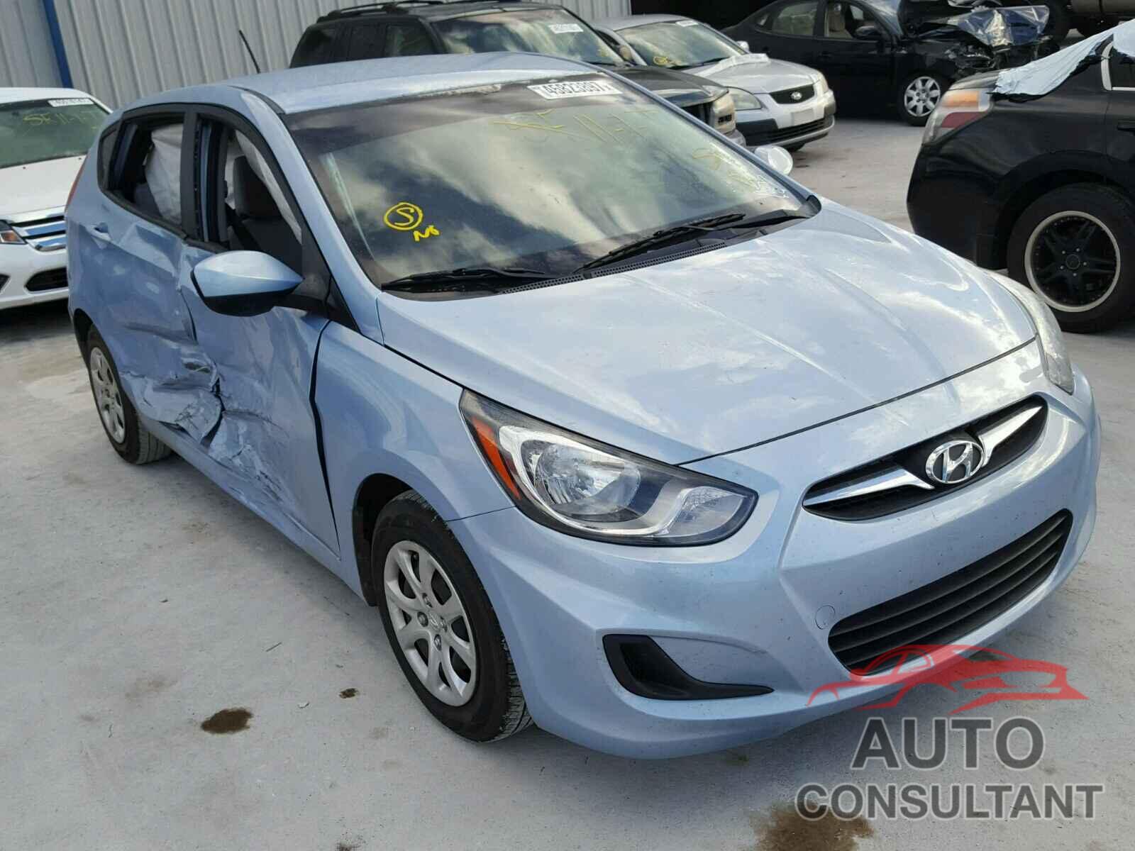 HYUNDAI ACCENT 2012 - KMHCT5AE3CU040769