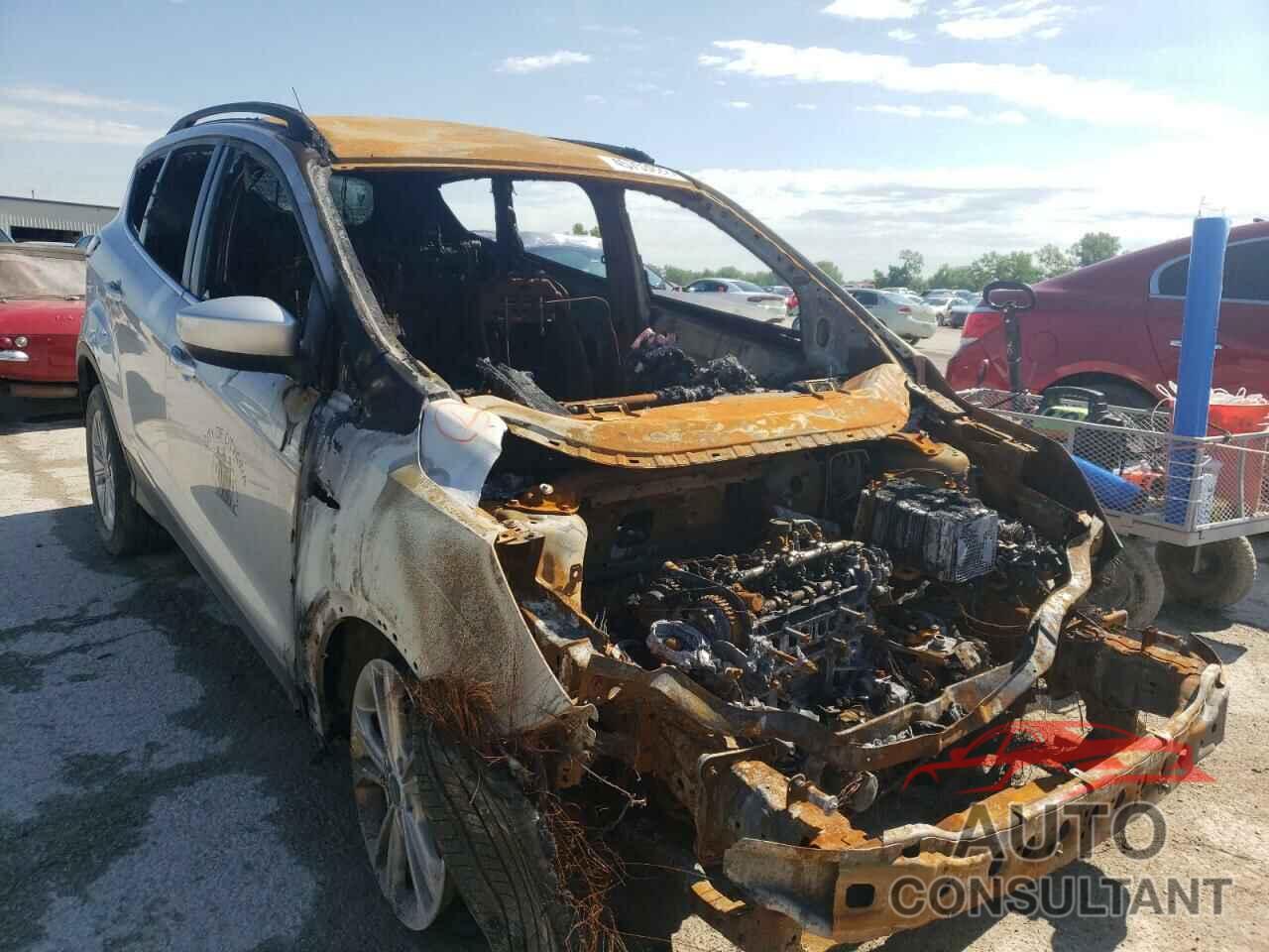 FORD ESCAPE 2018 - 1FMCU0GD4JUC03859