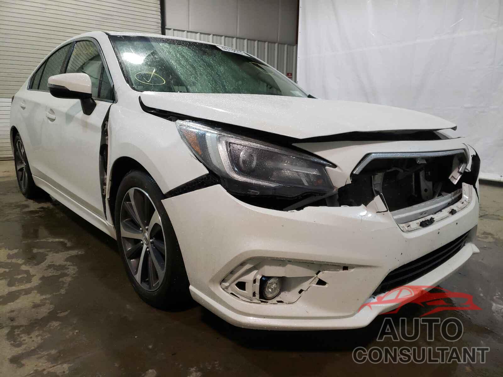 SUBARU LEGACY 2018 - 4S3BNAN6XJ3008930
